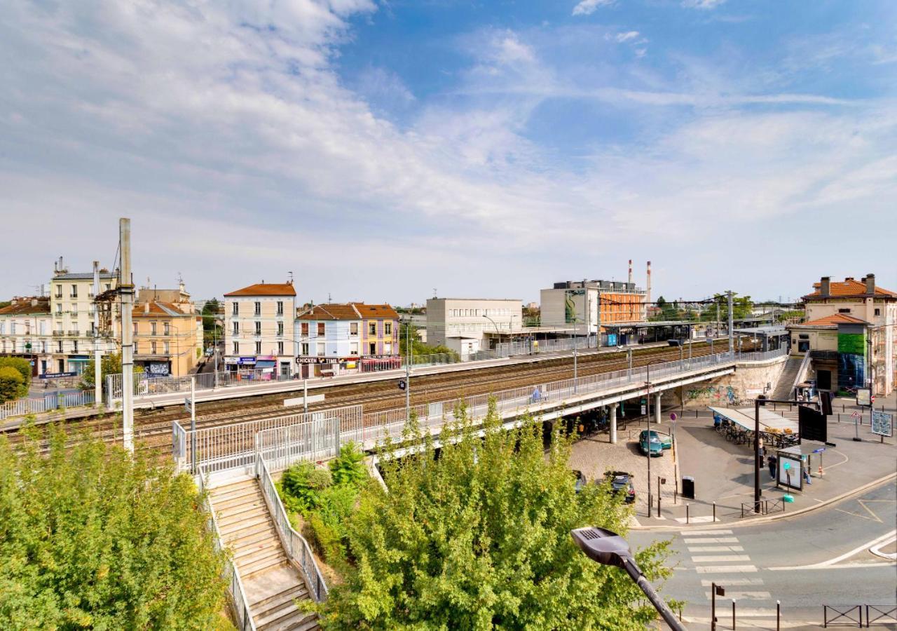 Au Pied De La Gare Aux Portes De Paris Vitry-sur-Seine Kültér fotó